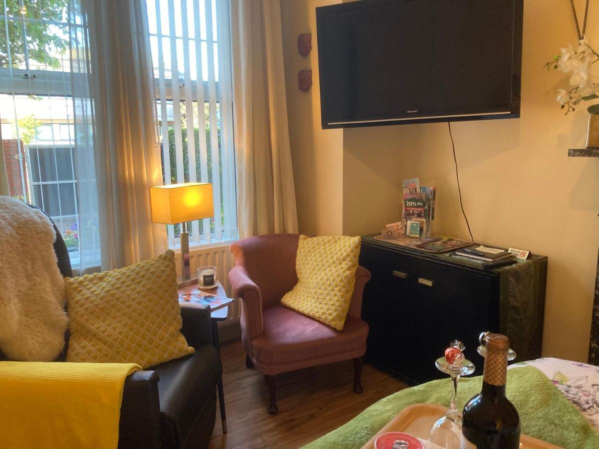 Mountroyal Victorian Studio Self Catering Apartment 3 Belfast Buitenkant foto
